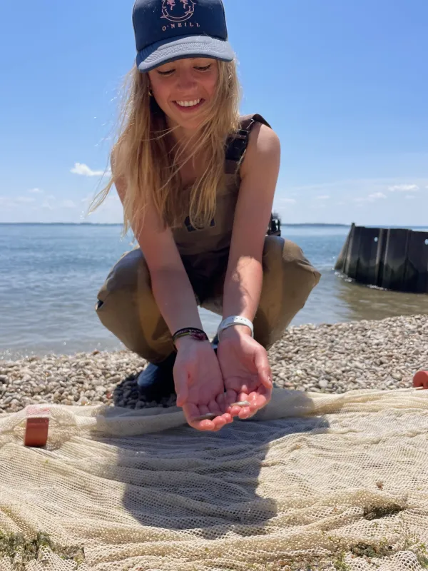 Maria Sagel seining for fish 